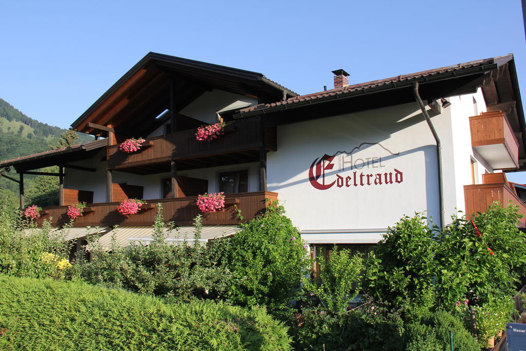 Kleines Hotel Edeltraud Aschau im Chiemgau Exteriér fotografie